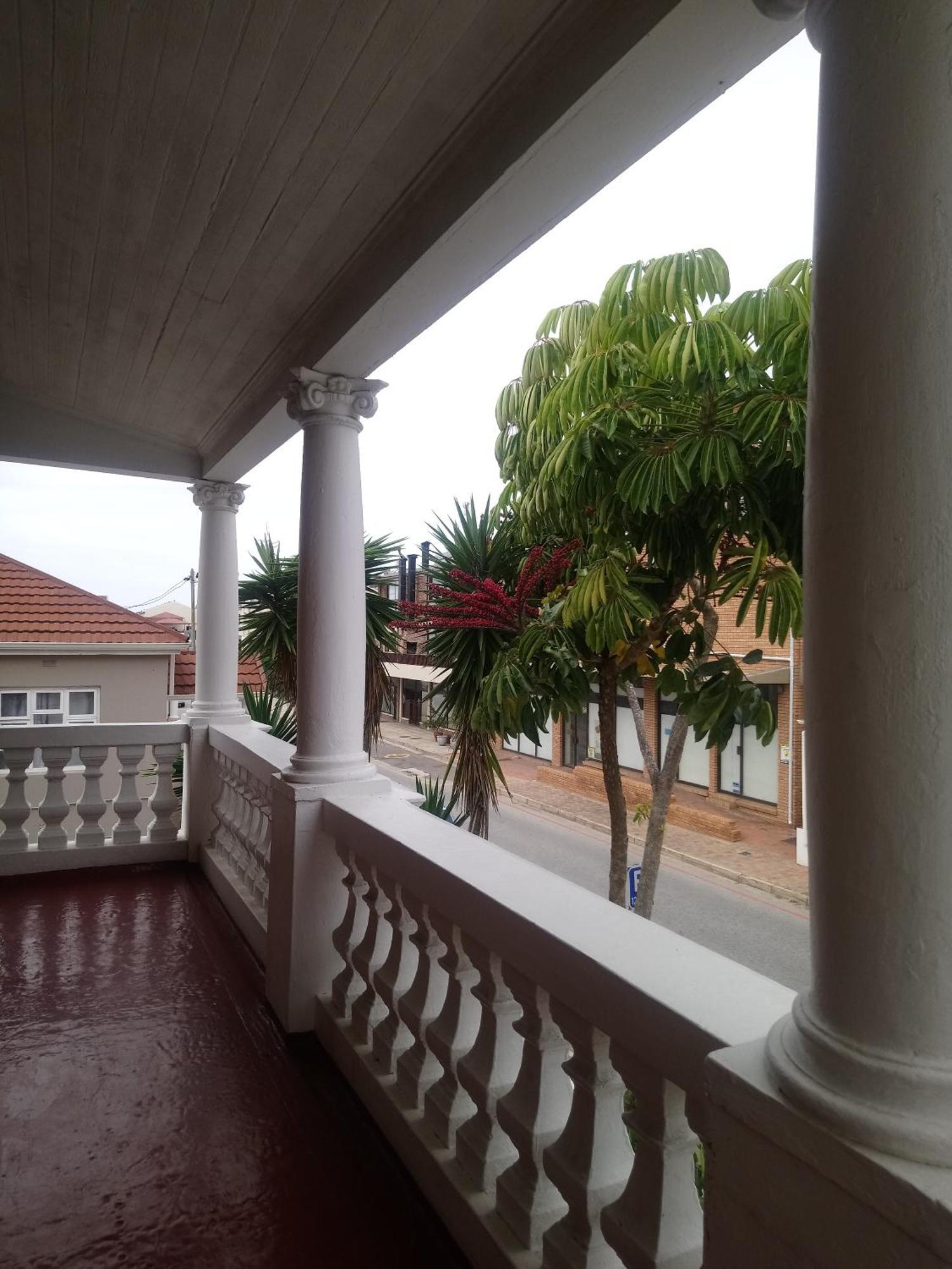 Hostel Villa Nova Mosselbaai Buitenkant foto